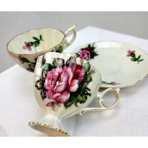 2 VNTG Tea Cups Pink Roses Pedestal Base Gold Trim 1 Saucer Ruffled Look China